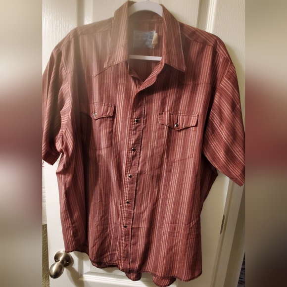American Hero Button-down Shirt - XL (I think) (41) - Picture 1 of 3